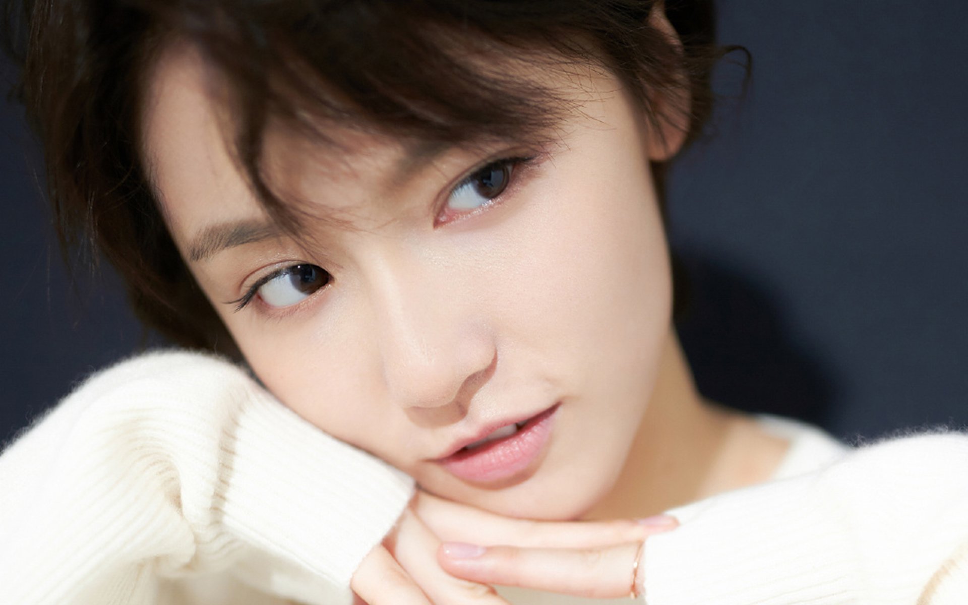 太阳队碾压黄蜂，布伦森攻防两端全面统治引爆赛场