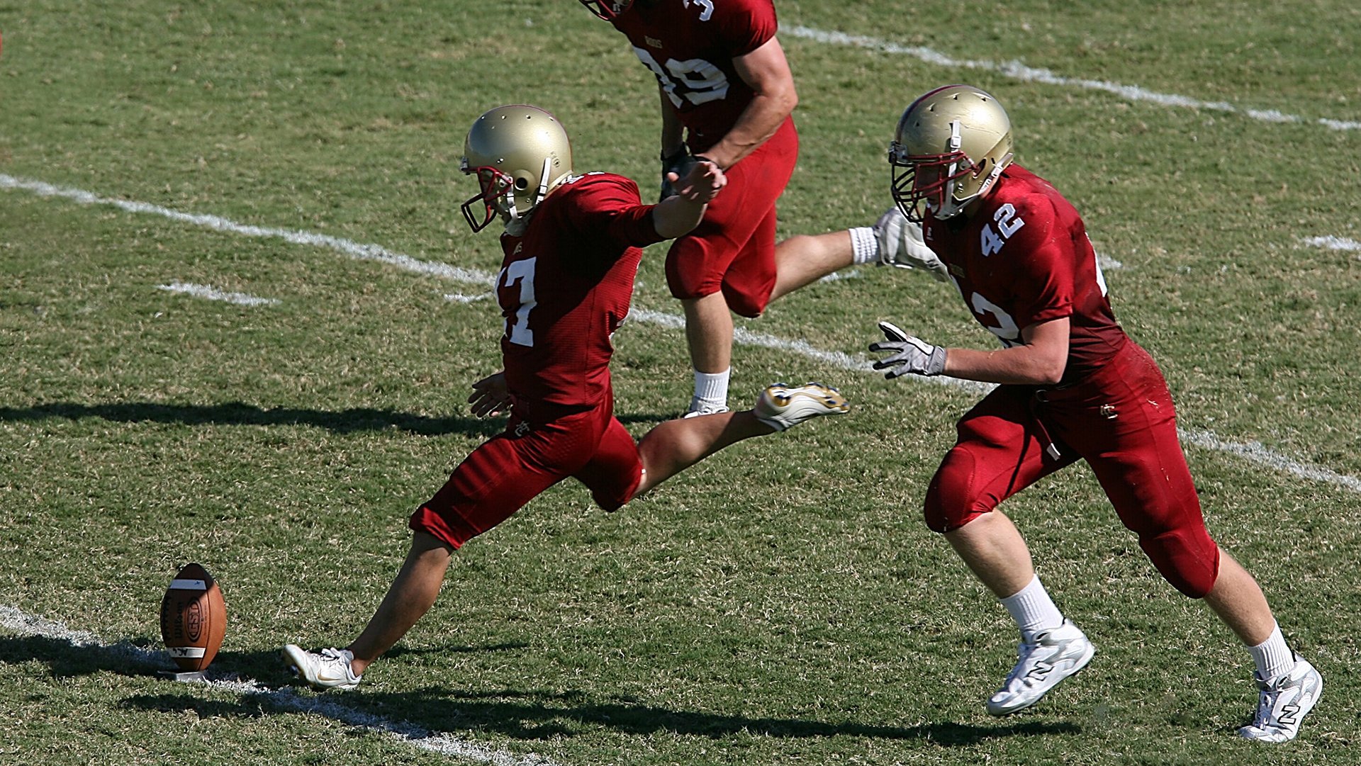 开云体育-北欧魔术师弗拉霍维奇，一场用脚写诗的节奏暴政